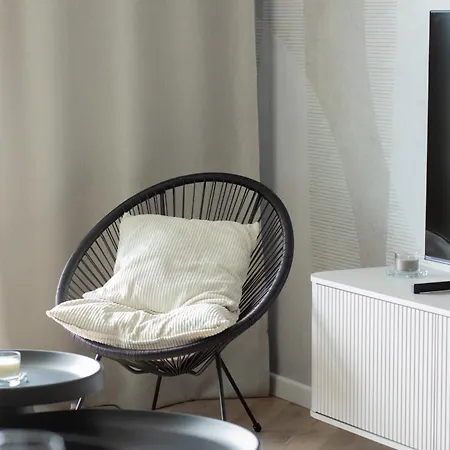 Stylish With River Views And Garage In By Renters Appartement Szczecin